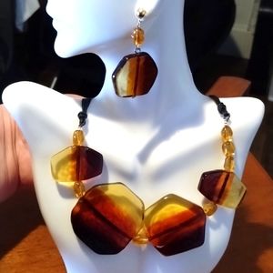 Antica Murrina Artisian Flat Glass Necklace And Earrings Set